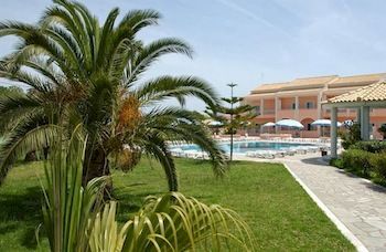 South Coast Hotel Kavos Bagian luar foto